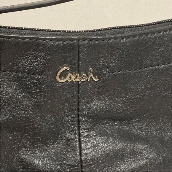 Coach crossbody EUC Bag - Picture 8 of 14